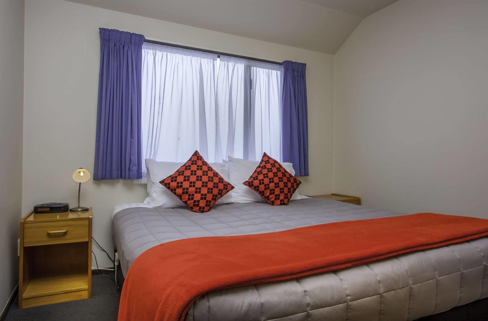Deans Bush Motel Christchurch Exterior photo